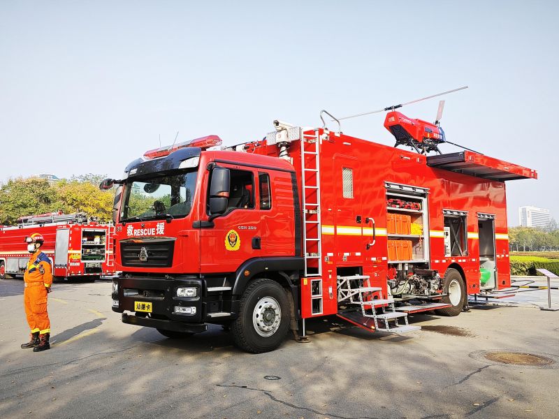 安陽119消防宣傳月啟動 獵鷹裝備演繹“科技賦能消防”